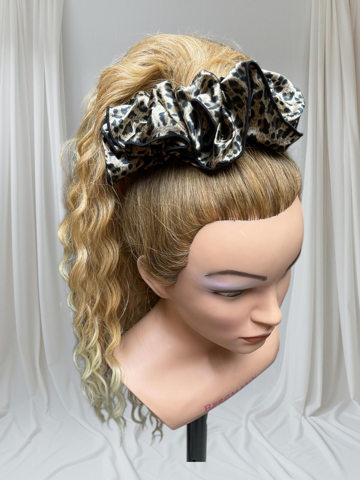 GUMKA SZARA PANTERKA 6 GUMKA SZARA PANTERKA 6