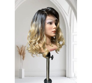 PERUKA 28 LACE FORNT Z MOŻLIWOŚCIĄ ZMIANY PRZEDZIAŁKA