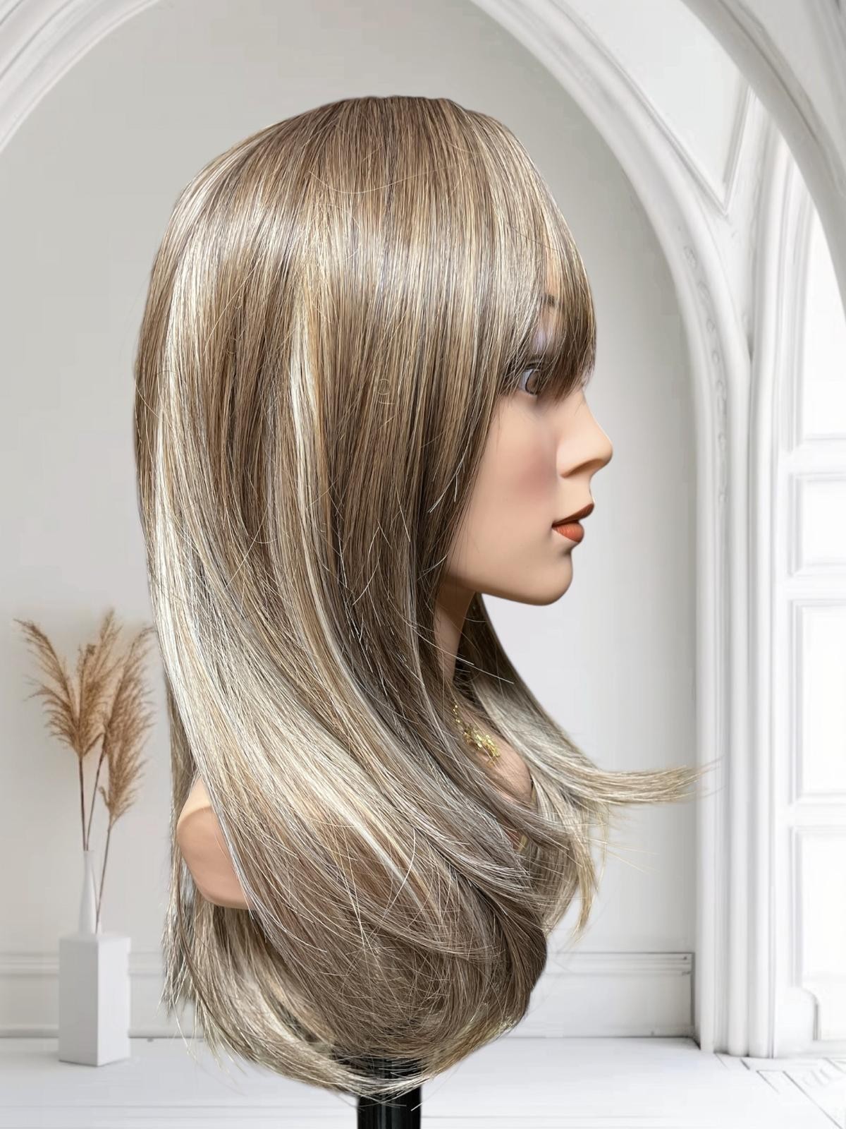 PERUKA 30 Ciemny blond 45cm PERUKA 30 Ciemny blond 45cm