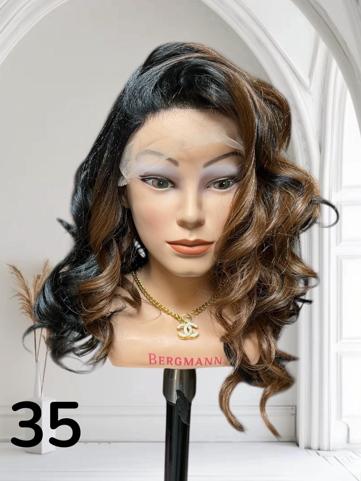 PERUKA 35 LACE FRONT MOZLIWOŚĆ ZMIANY PRZEDZIAŁKA PERUKA 35 LACE FRONT MOZLIWOŚĆ ZMIANY PRZEDZIAŁKA