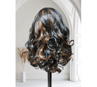 PERUKA 35 LACE FRONT MOZLIWOŚĆ ZMIANY PRZEDZIAŁKA