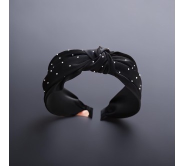 op 28 czarna satyna cyrkonie