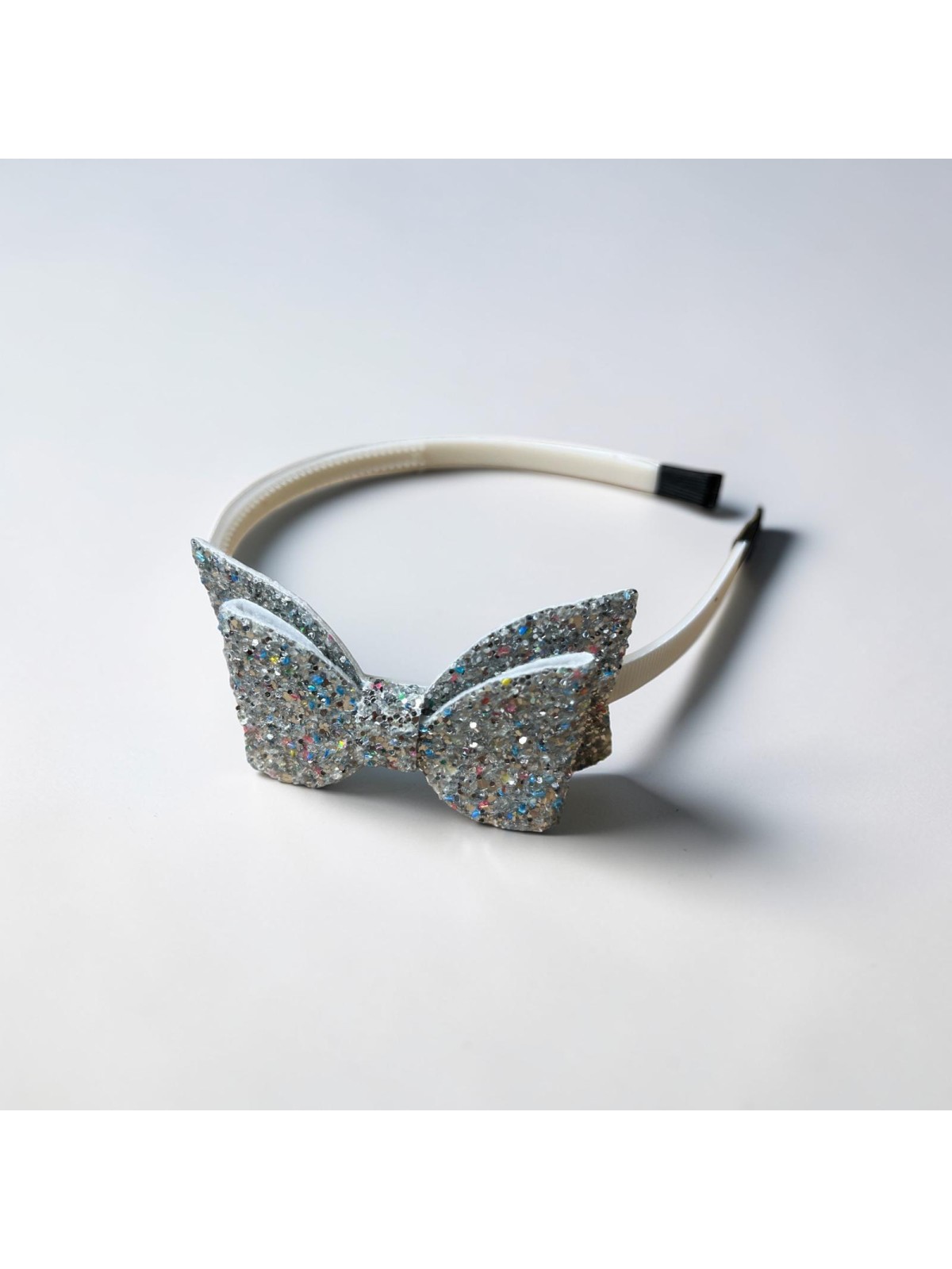 Op.51 KOKARDA SREBRNA Z BROKATEM NA GRZEBYKU