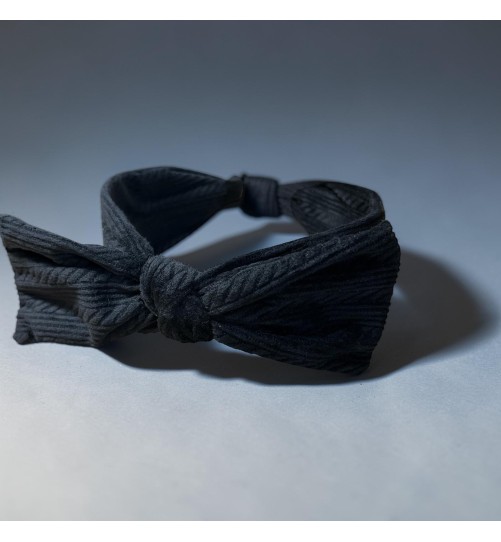 OP.57 Czarna opaska z kokardką na druciku