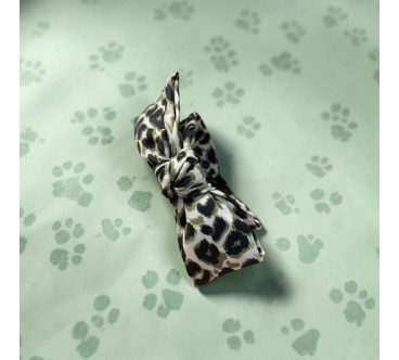 Opaska OP72 PANTERKA CZARNO -BIAŁA Z ZIELONYM Z  KOKARDA BEZ DRUCIKA