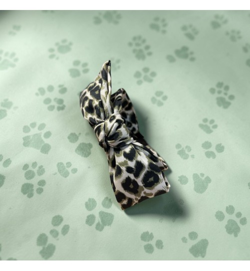 Opaska OP72 PANTERKA CZARNO -BIAŁA Z ZIELONYM Z  KOKARDA BEZ DRUCIKA