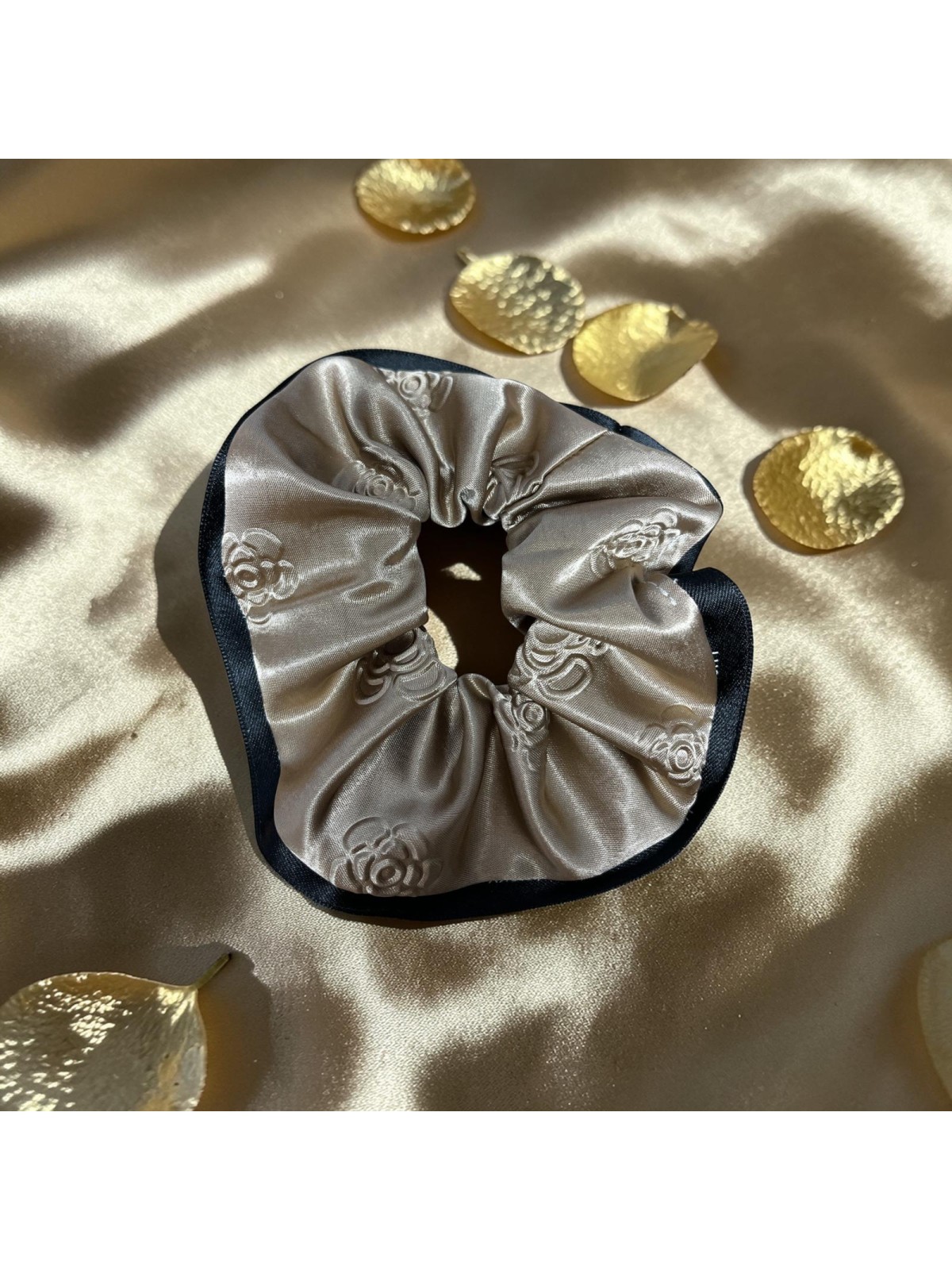 GUMKA SATYNOWA ZŁOTA Z CZARNYM TŁOCZONA 7