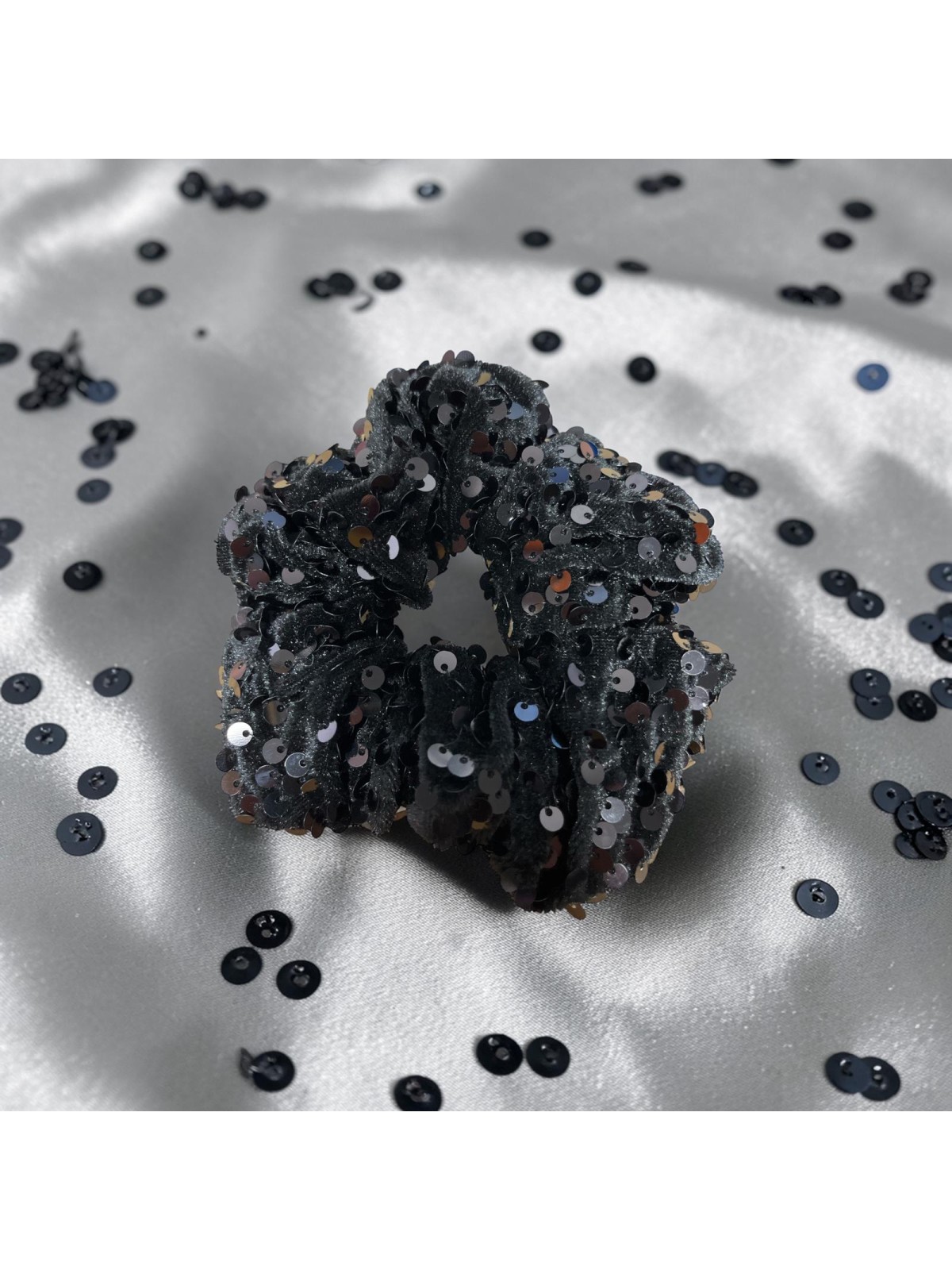 GUMKA WELUROWA CEKINY 11