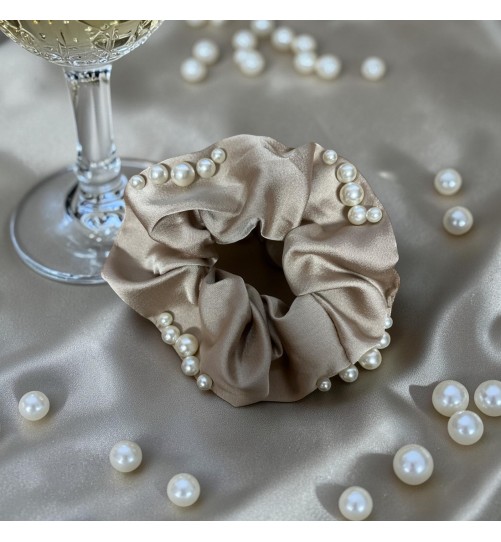 GUMKA 25 SATYNOWA BEŻ Z PERŁAMI