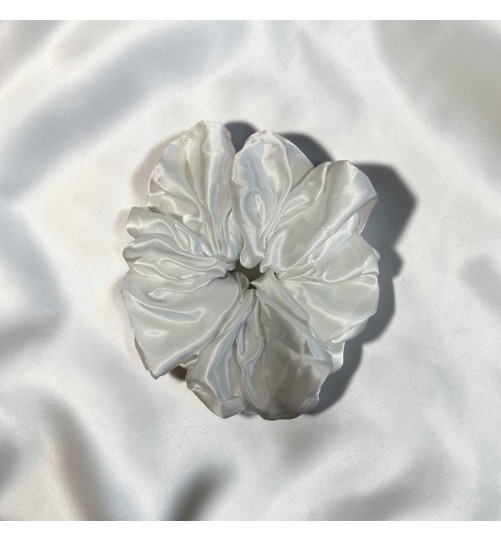 GUMKA SATYNOWA BIALA