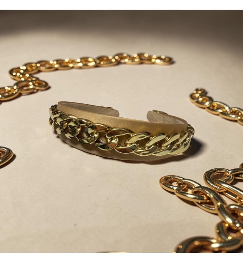 Op.81 Opaska Satynowa z Złotym Łańcuszkiem