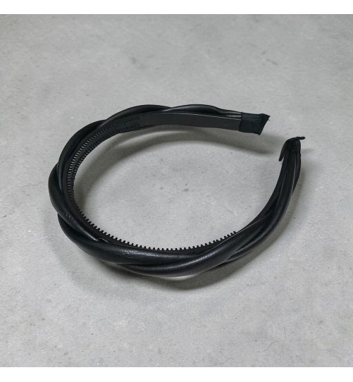 Op.84 Czarna Opaska Ekoskóra na Grzebyku