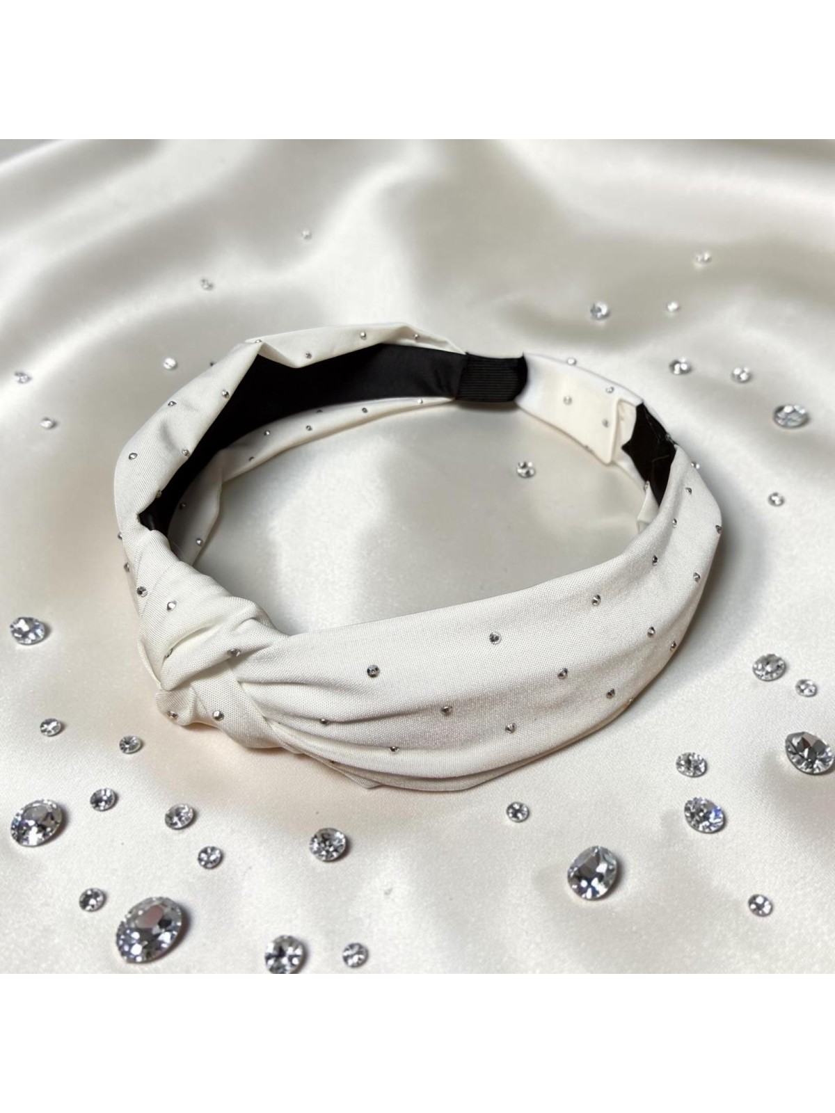 Op.91 Biała opaska z cyrkoniami