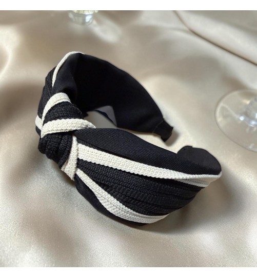 Op.301 Piękna stylowa opaska czarna