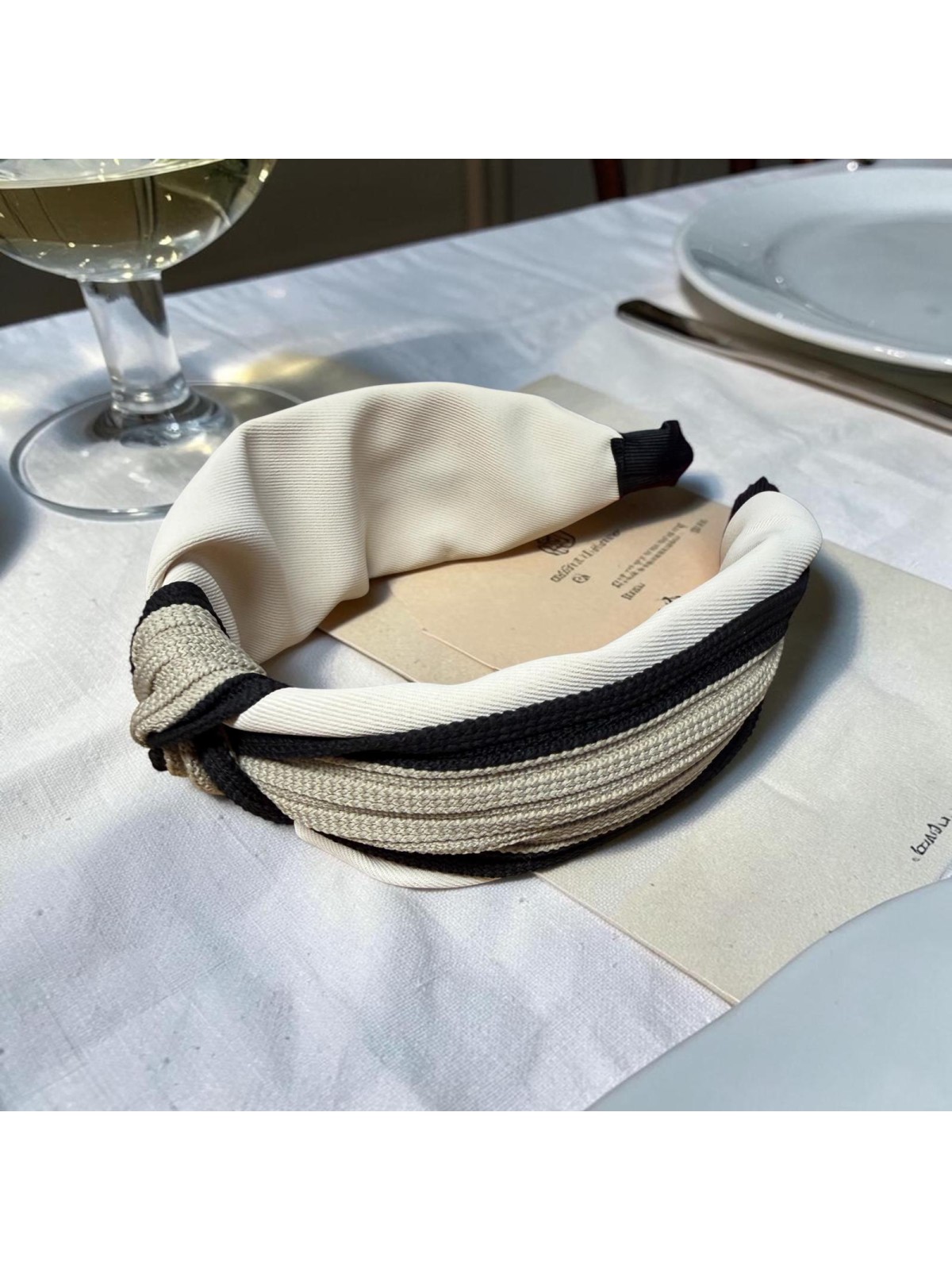 op.301 Piękna stylowa opaska śmietanka