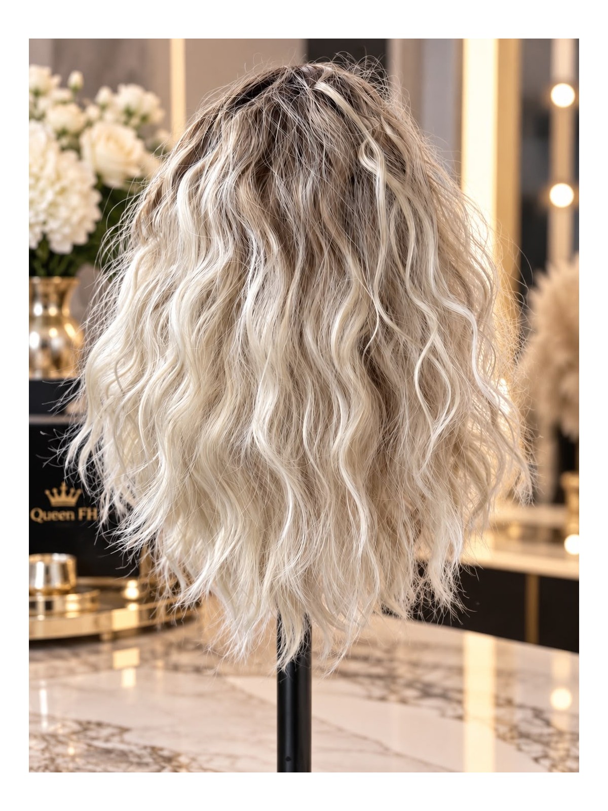 Kuc M6-ciemny blond z platyną 40 cm Kuc M6-ciemny blond z platyną 40 cm