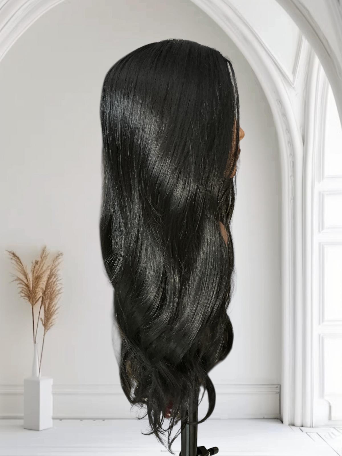 PERUKA 1 LACE FRONT CZARNA LEKKA FALA WŁOS TERMICZNY